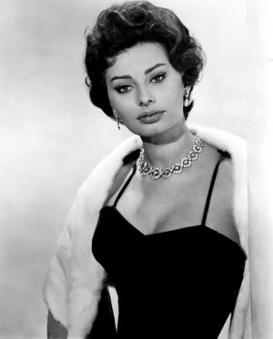 Sophia Loren – Historial Pin Up